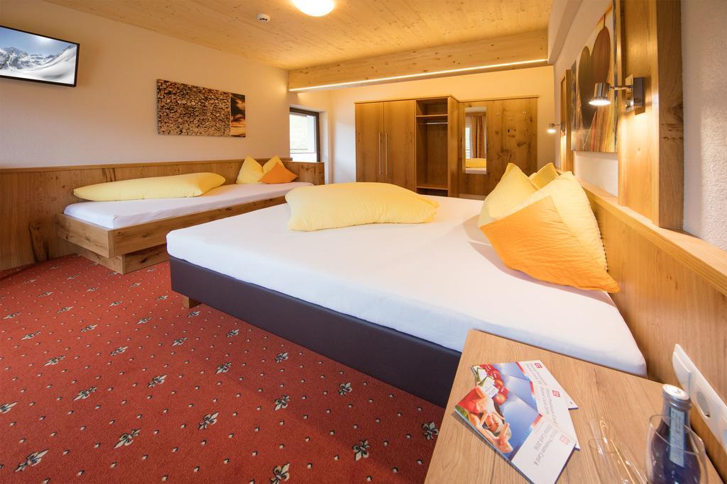 Haus Stefanie Hotell Sölden Exteriör bild